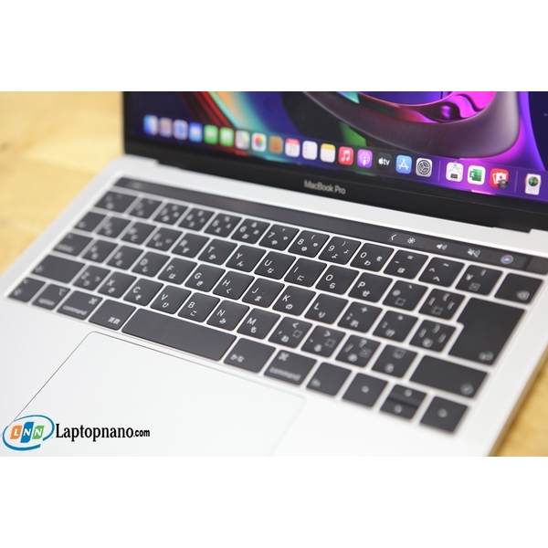 Macbook Pro (13-inch, 2016, Four Thunderbolt 3 Ports, MLH12