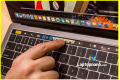 Laptop Apple MacBook Pro 2018 13 inch Touch Bar MR9Q2 Core i5-8259U 2.3Ghz | Ram 8Gb | SSD 256GB | Màn hình 13.3" IPS Retina 2560×1600 | Xách Tay USA