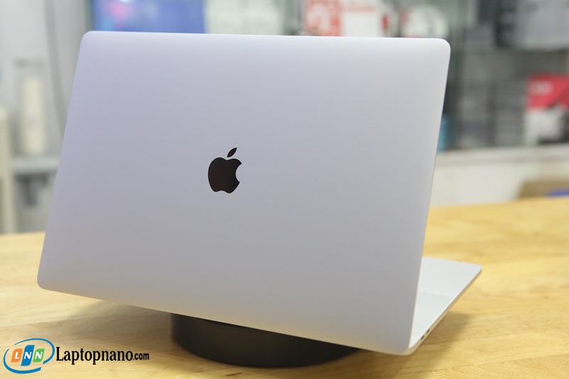 Macbook Pro 15-inch 2017 MPTR2 TouchBar
