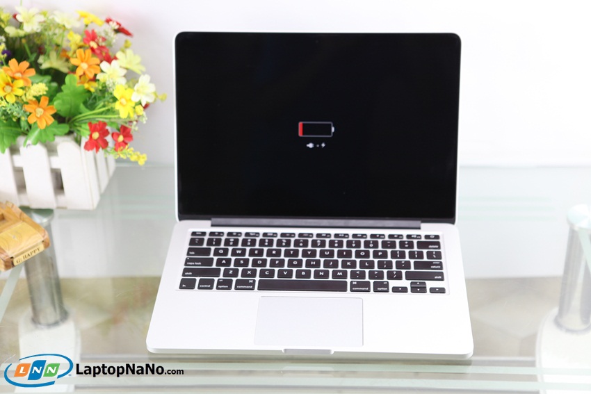 MacBook Pro (Retina, 13-inch, Early 2015, MF839)