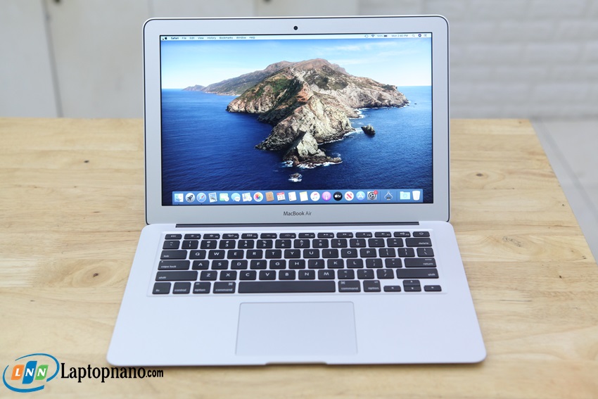 MacBook%20Air%20(13-inch%2C%202017-MQD32).JPG