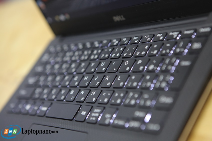 Dell XPS 13 9360 Core I7-7500U-7