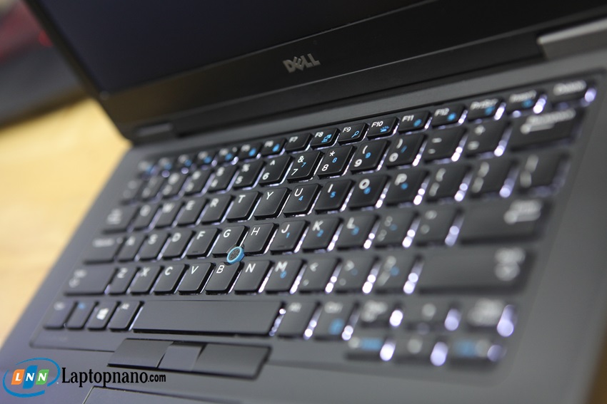 Laptop cũ Dell Latitude E5470 Core i5-6300HQ  Bàn phím gõ êm, hành trình phím sâu