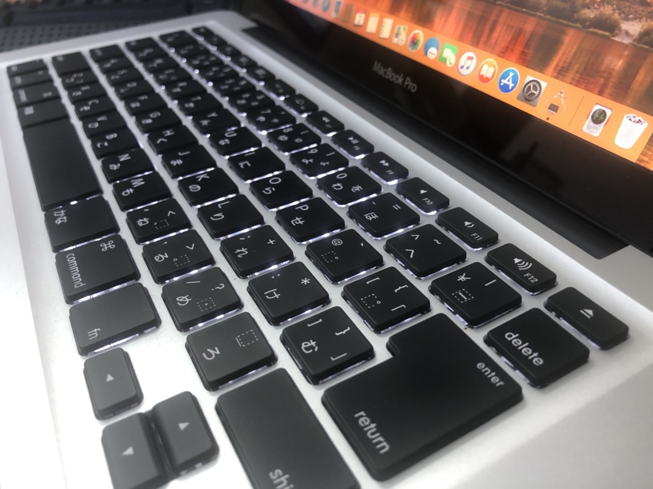 Macbook Pro (13-inch, Late 2011, MD314)-3