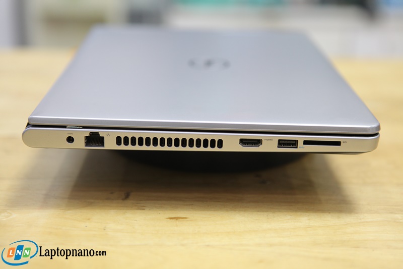 laptop Dell Inspiron 5468 Core I5-7200U trang bị đầy đủ cổng kết nối 3