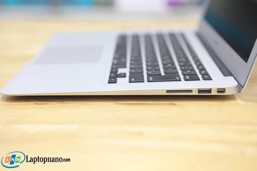 MacBook Air 13-inch 2013-4