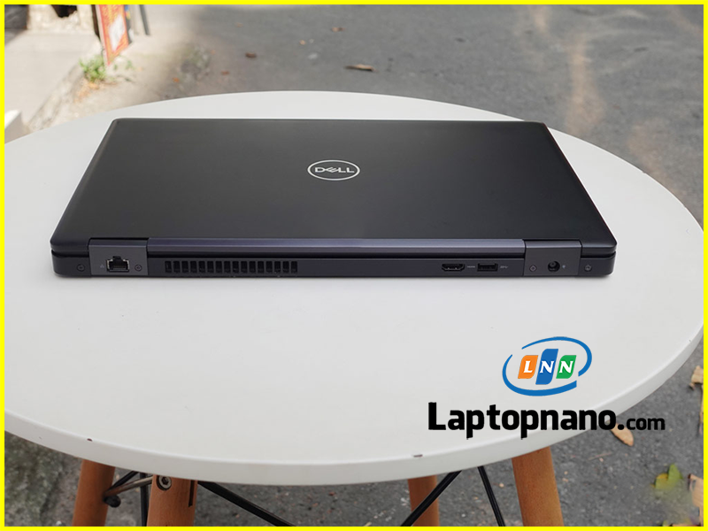 Dell Precision 3530 trang bị ổ cứng SSD tốc độ cao