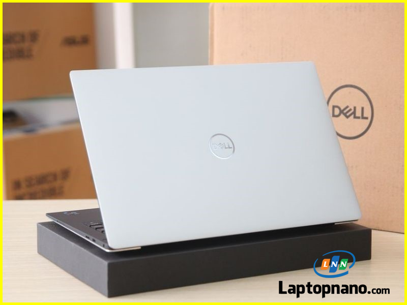 Hiệu Năng Mạnh Mẽ