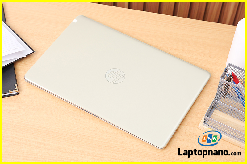Laptop HP 15s-du0070tx Core i5-8265U có Thiết Kế Tinh Tế và Hiện Đại