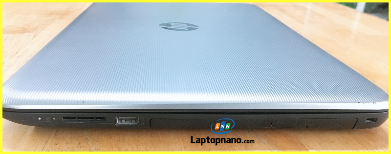 laptop Hp Notebook 15-AY116NG i5-7200U trang bị cổng kết nối đa dạng 1