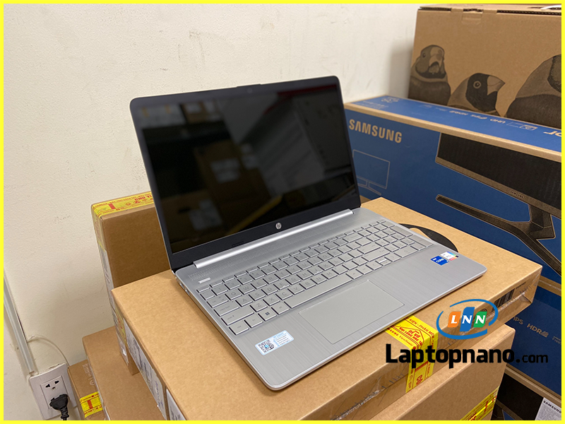 Bàn phím và Touchpad Laptop HP 15s fq5160TU Core i5-1235U trại nghiệm tốt nhất