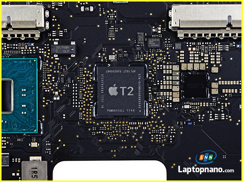 mua-macbook-pro-13-2019-touch-bar-core-i5-mv9a2-mv972-trang-bi-chip-bao-mat-apple-t2