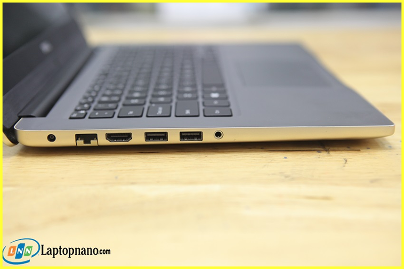 Laptop Dell Inspiron 7460 i5-7200U trang bị cổng kết nối đa dạng