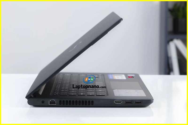 Laptop Dell Inspiron 3476 Core i5-8250u trang bị cổng kết nối đa dạng