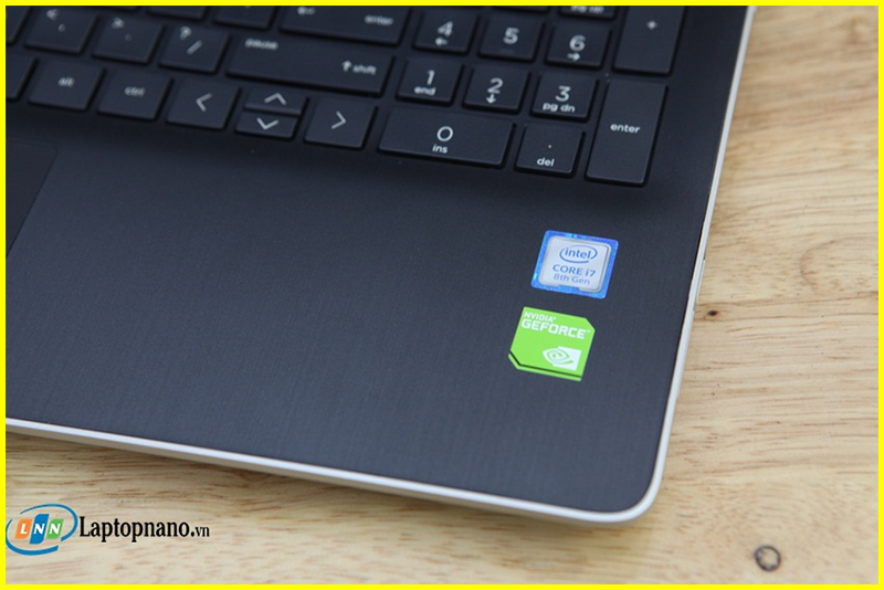 Laptop Laptop HP 15-da0035TX Core i7-8550U trang bị Card đồ họa rời NVIDIA GeForce MX130 2GB GDDR5 mạnh mẽ