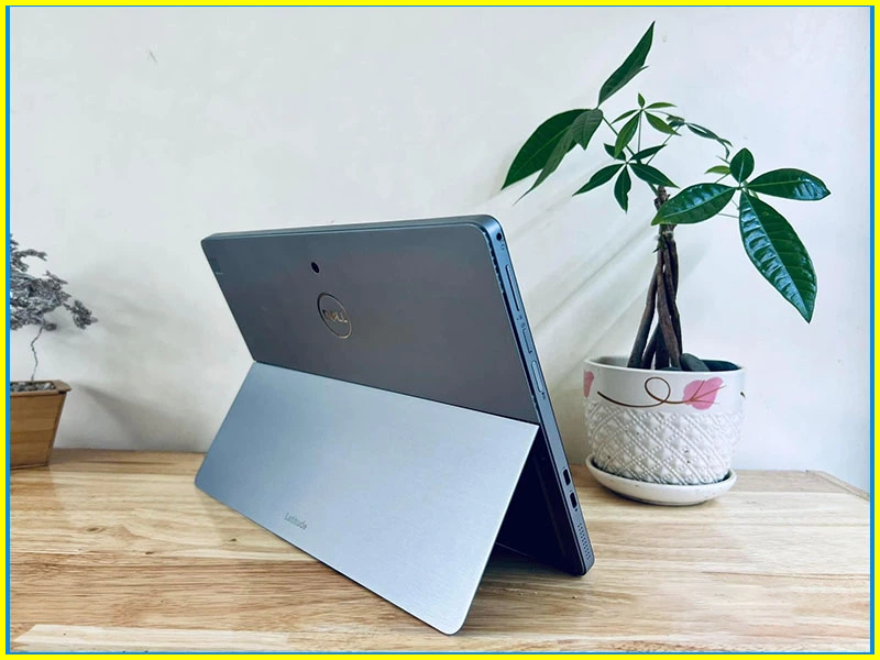 Laptop Dell Latitude 7200 2 in 1 Core i7-8665U thiết kế sang trọng tinh tế