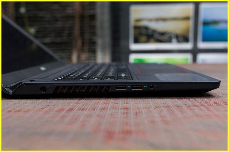 Laptop Dell Inspiron 7559 Gaming i5-6300HQ trang bị cổng kết nối đa dạng 1