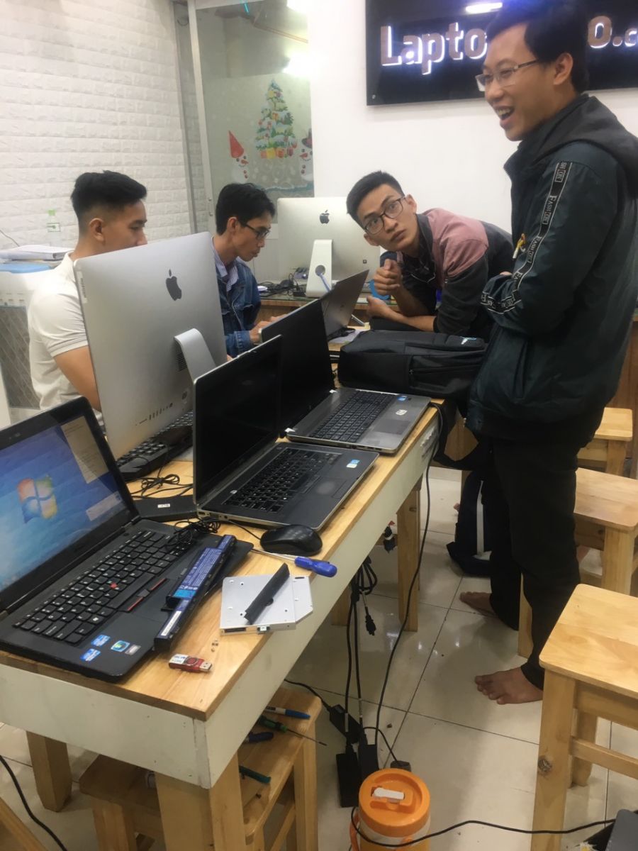 Mua Laptop Dell Vostro 14 5468 Core I5-7200U Cũ Ở Đâu Uy Tín Tại TPHCM?