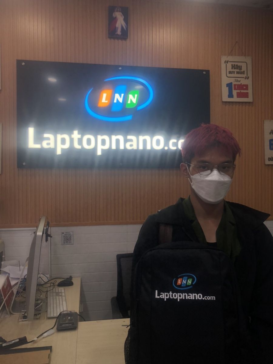 Mua Laptop Acer Predator Helios PH315-52-7688 Core i7-9750H cũ ở đâu uy tín tại TPHCM?