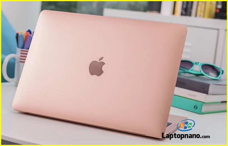 MacBook Air 13 inch 2018 MRE82