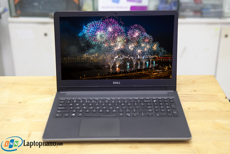 Laptop Dell Vostro 15 3568 Core i3-7100U trang bị màn HD siêu nét