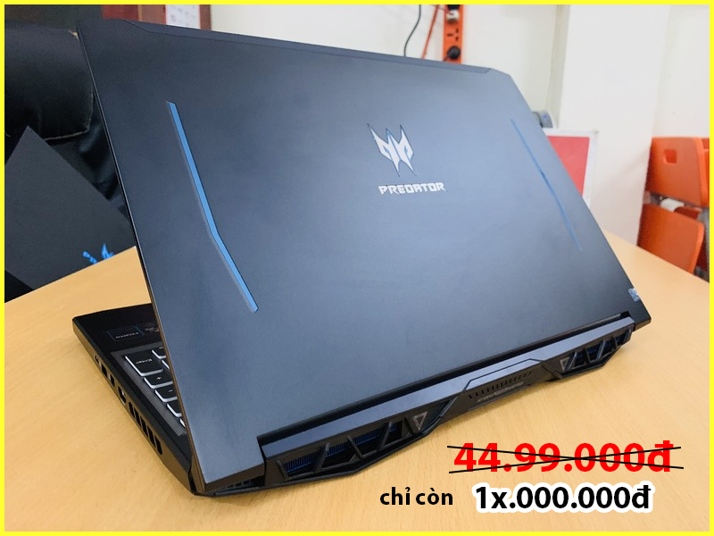 Laptop Acer Predator Helios PH315-52-7688