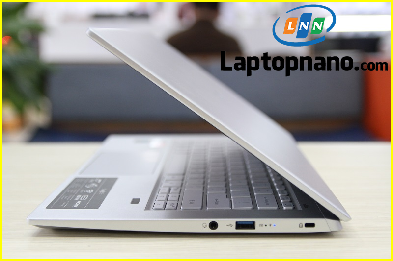 Laptop Acer Swift 3 SF314-43-R4X3 Ryzen 5 5500U trang bị Cổng kết nối đa dạng 1