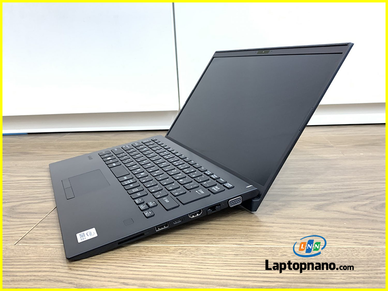 Laptop Sony Vaio VJPG13C11N Core i5-1035G1 trang bị Cổng kết nối đa dạng 1