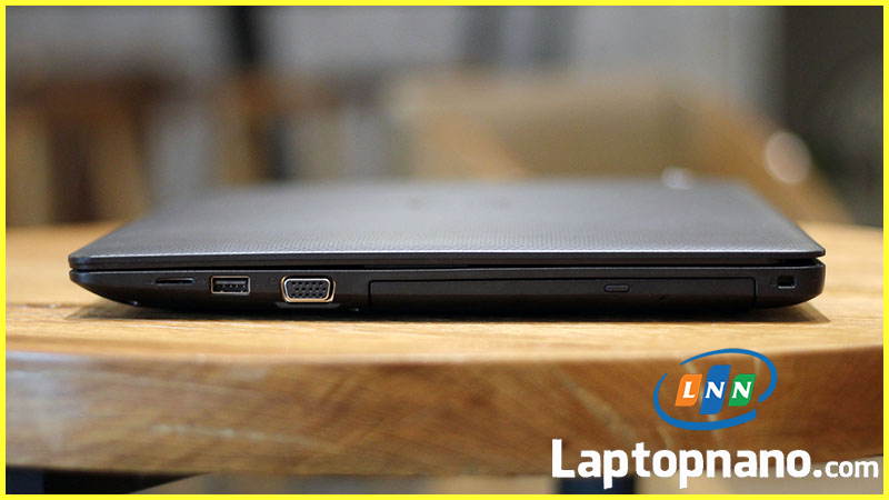 Laptop Dell Vostro 3580 i5-8265U trang bị Kết nối đa dạng