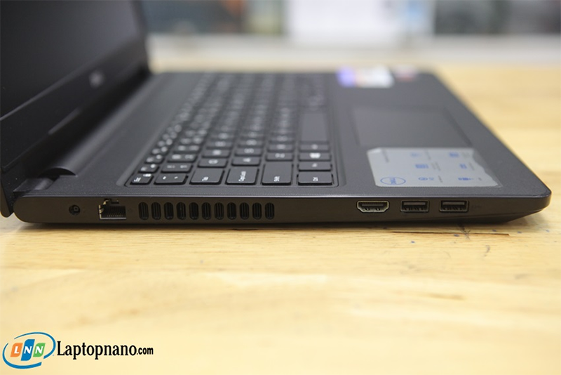 Laptop Dell inspiron 3576 Core i5-8250U Trang bị Đầy đủ cổng kết nối 1