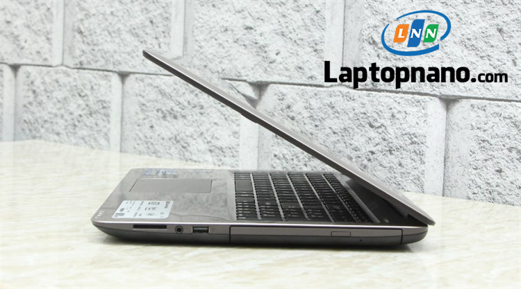 Laptop Asus A556UA-DM781D (X556UAK) Core i5-7200U Trang bị Cổng kết nối đa dạng