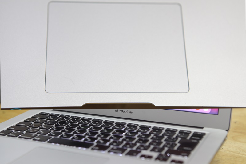 MacBook Air 2013 13-inch MD760 Core i5 Trang bị Bàn phím và Touchpad tối ưu