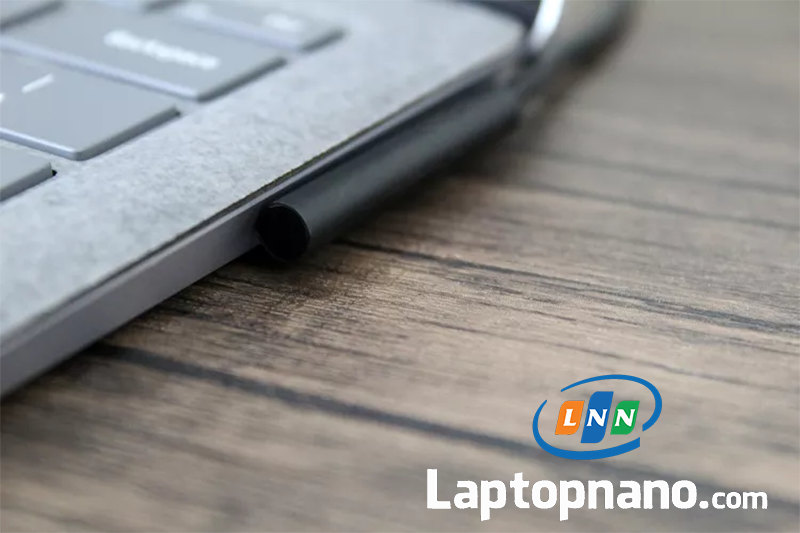 Microsoft Surface Laptop 3 Core i5-1035G7 Trang bị Thời Lượng Pin Ấn Tượng và Hỗ Trợ Sạc Nhanh