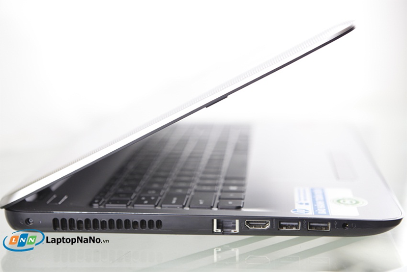 Laptop Hp 15-ay166tx Core i5-7200U Trang bị Kết nối đa dạng, đáp ứng mọi yêu cầu 1