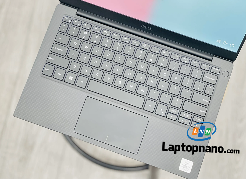 Laptop cũ Dell XPS 7390 i7-10510U Bàn phím có đèn nền