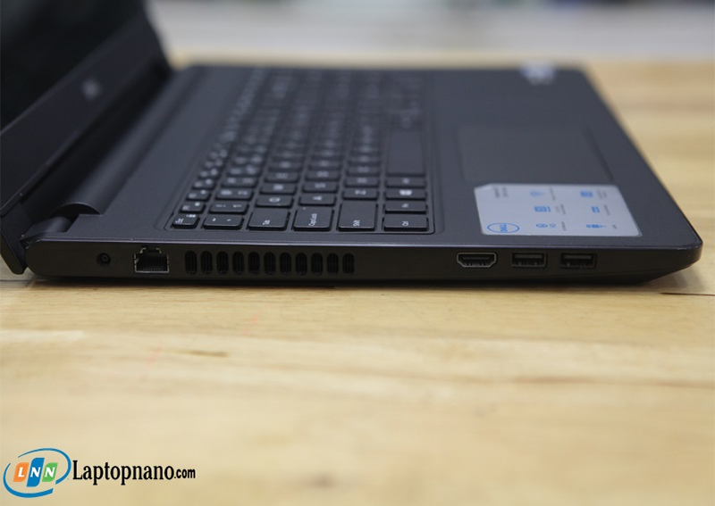 Laptop cũ Dell Inspiron 3567 i3-7020U Cổng Kết Nối Đầy Đủ 4
