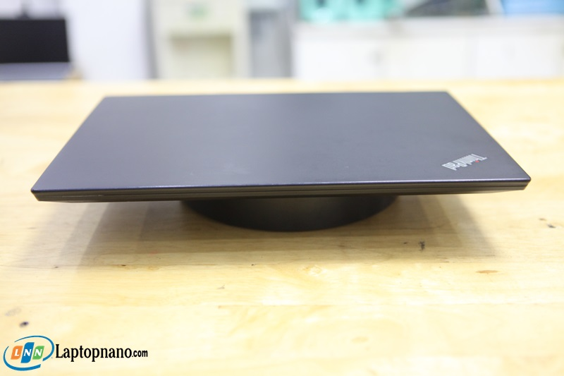 Lenovo Thinkpad T480S Core i7-8650U 3