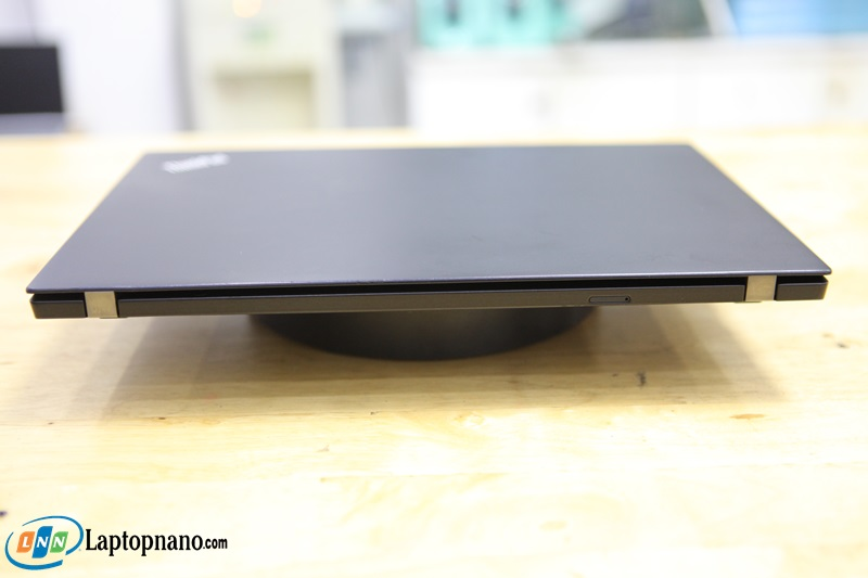 Lenovo Thinkpad T480S Core i7-8650U thiết kế mỏng nhẹ