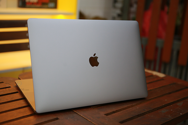 Macbook Pro 16 inch Touch Bar 2019 MVVM2 i9-9880H 1